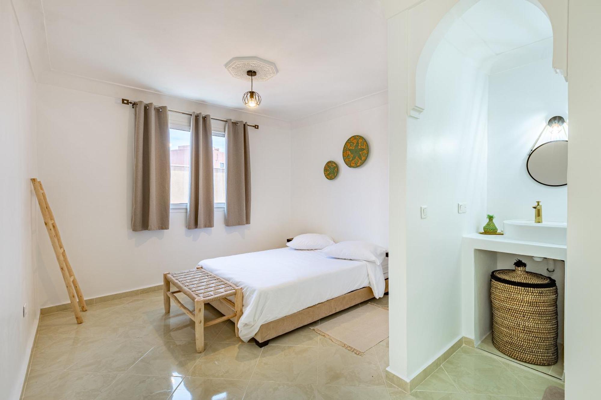 Riad Dar Juma, Suites & Appartements, Spa & Piscine Chauffee 마라케시 외부 사진