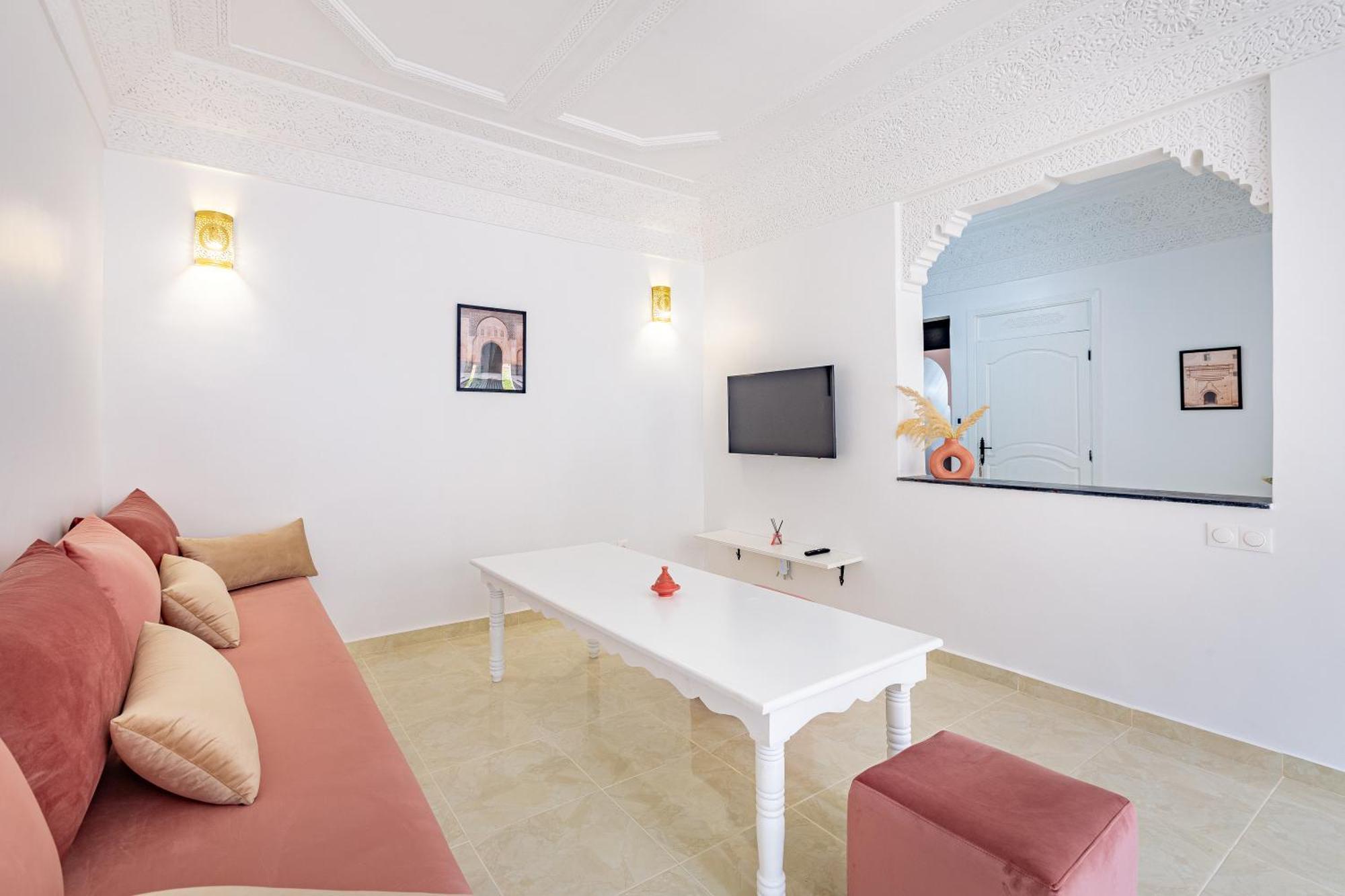 Riad Dar Juma, Suites & Appartements, Spa & Piscine Chauffee 마라케시 외부 사진